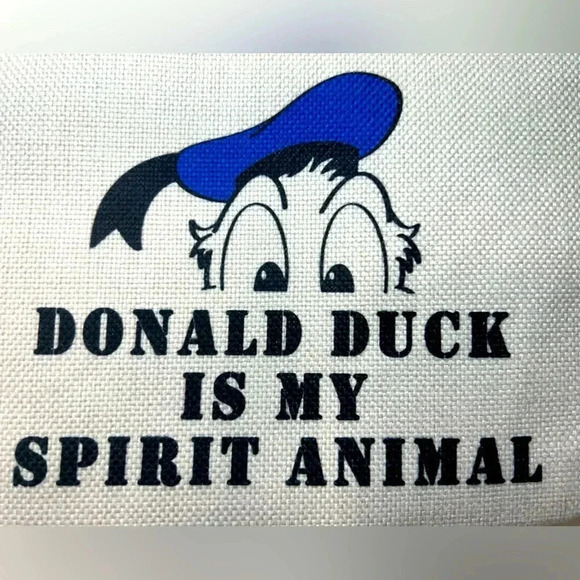 Disney - Donald Duck Makeup / Cosmetic Bag 🦆💄 - Picture 3 of 5